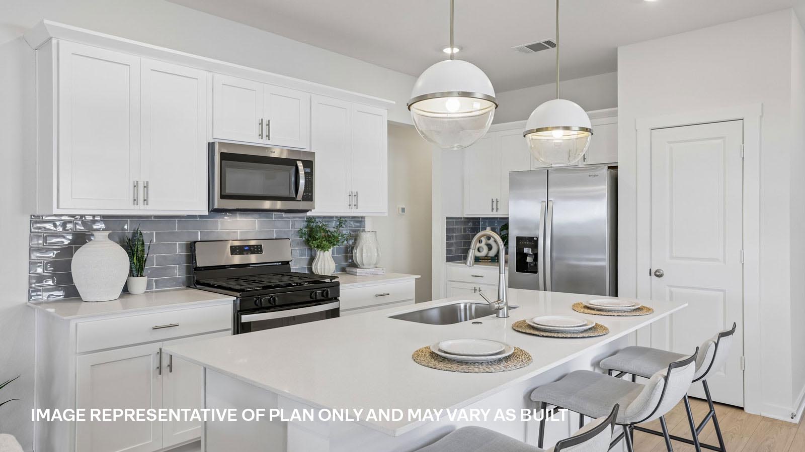 RedwoodII Modern Kitchen with Island
