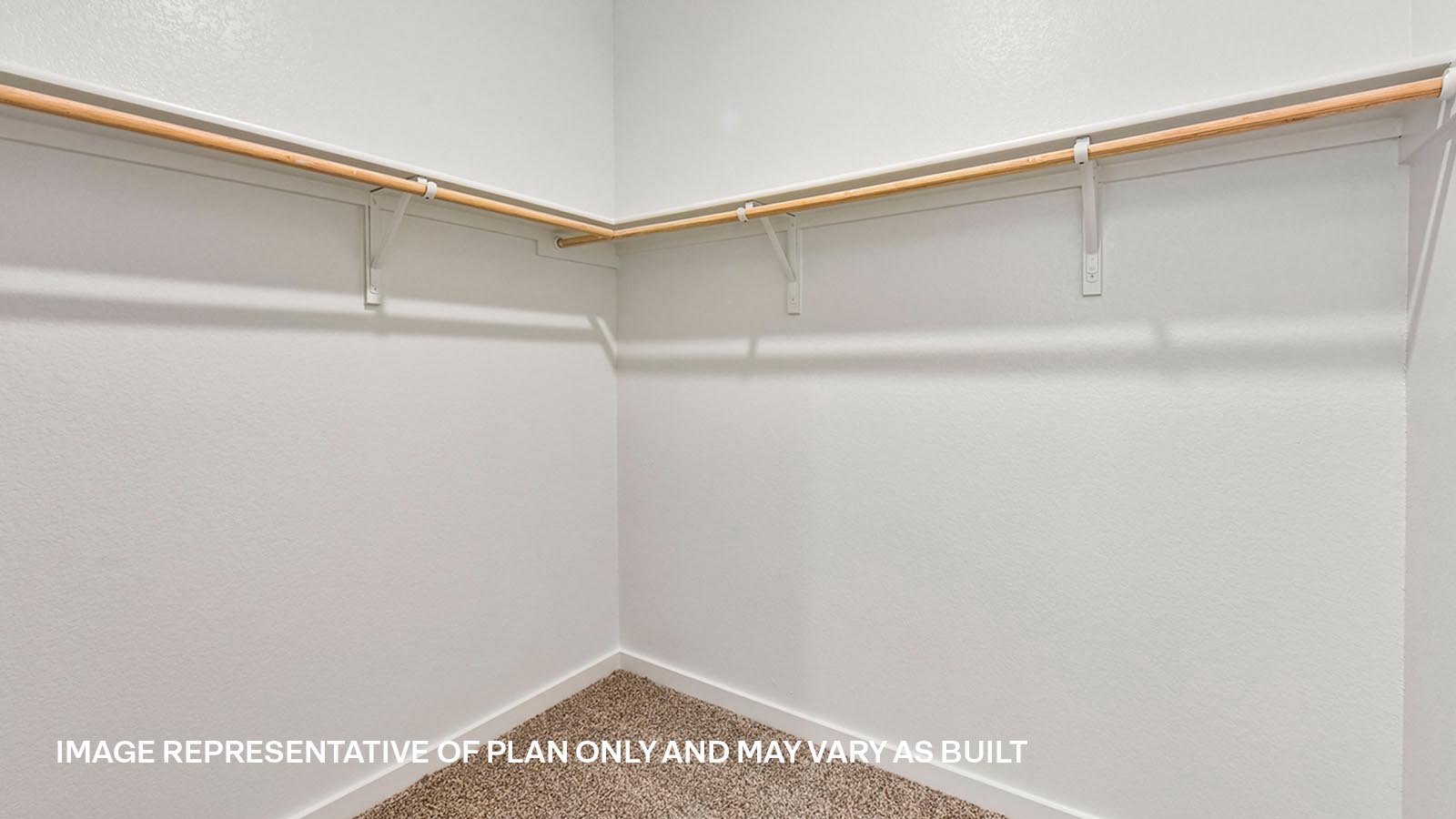 YellowstoneII Primary Walk-in Closet