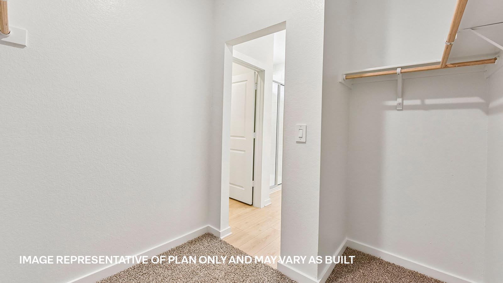 YellowstoneII Primary Walk-in Closet