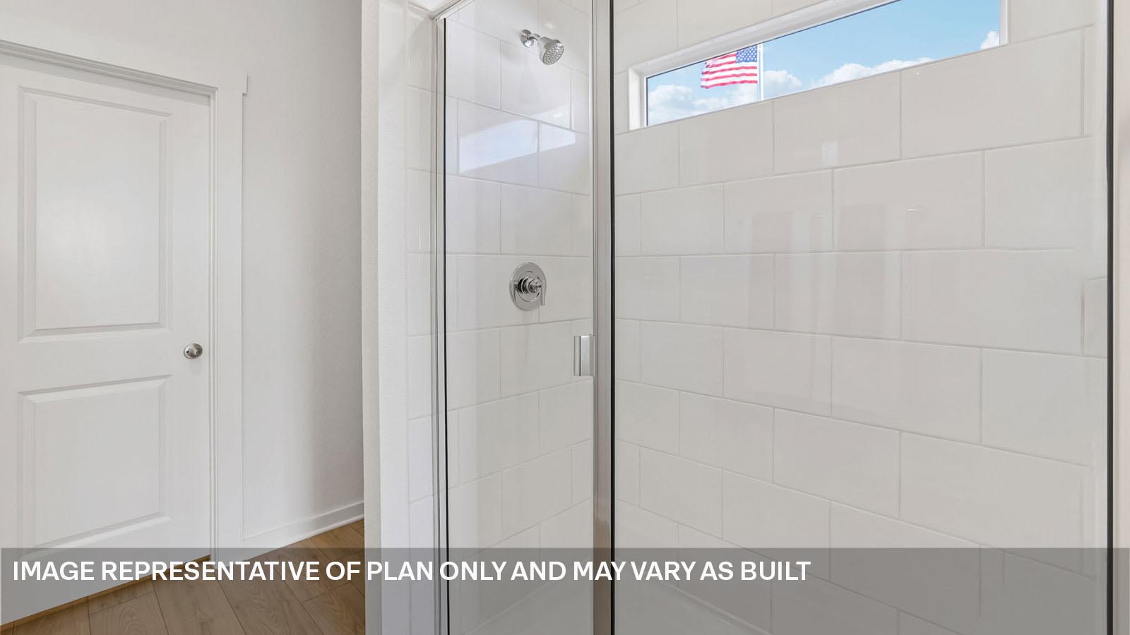 Rushmore En Suite Bathroom with double sink