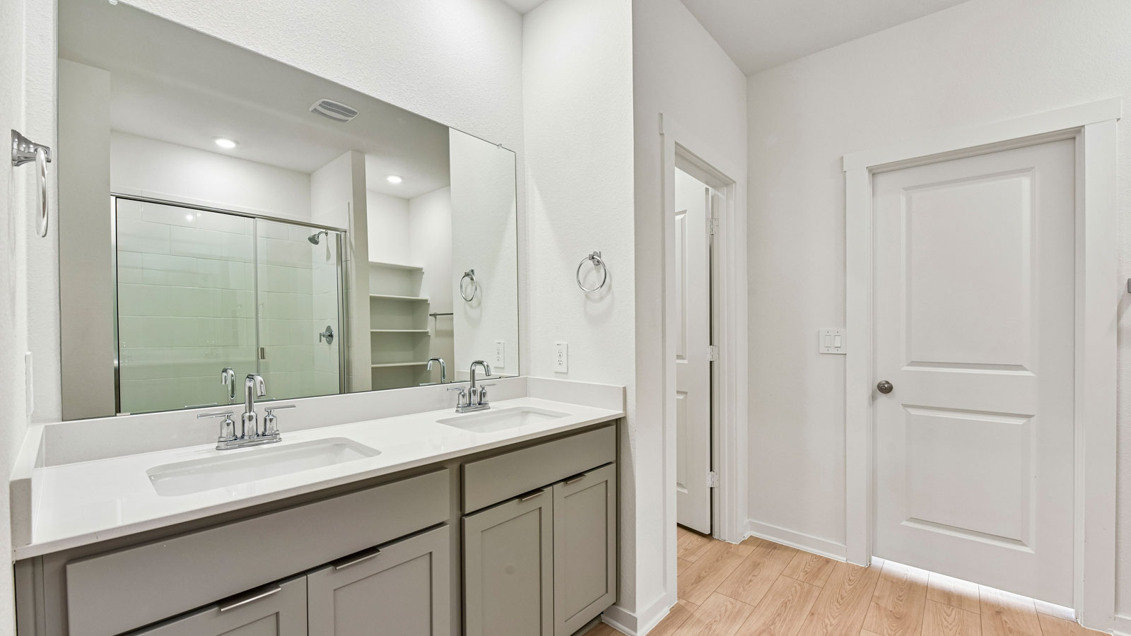 Ozark En Suite Bathroom