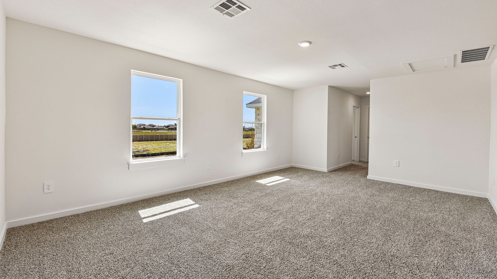Ozark Spacious Game Room