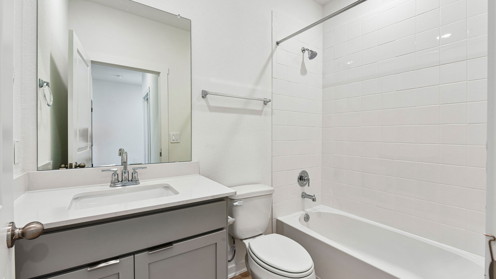 Ozark Bathroom 3