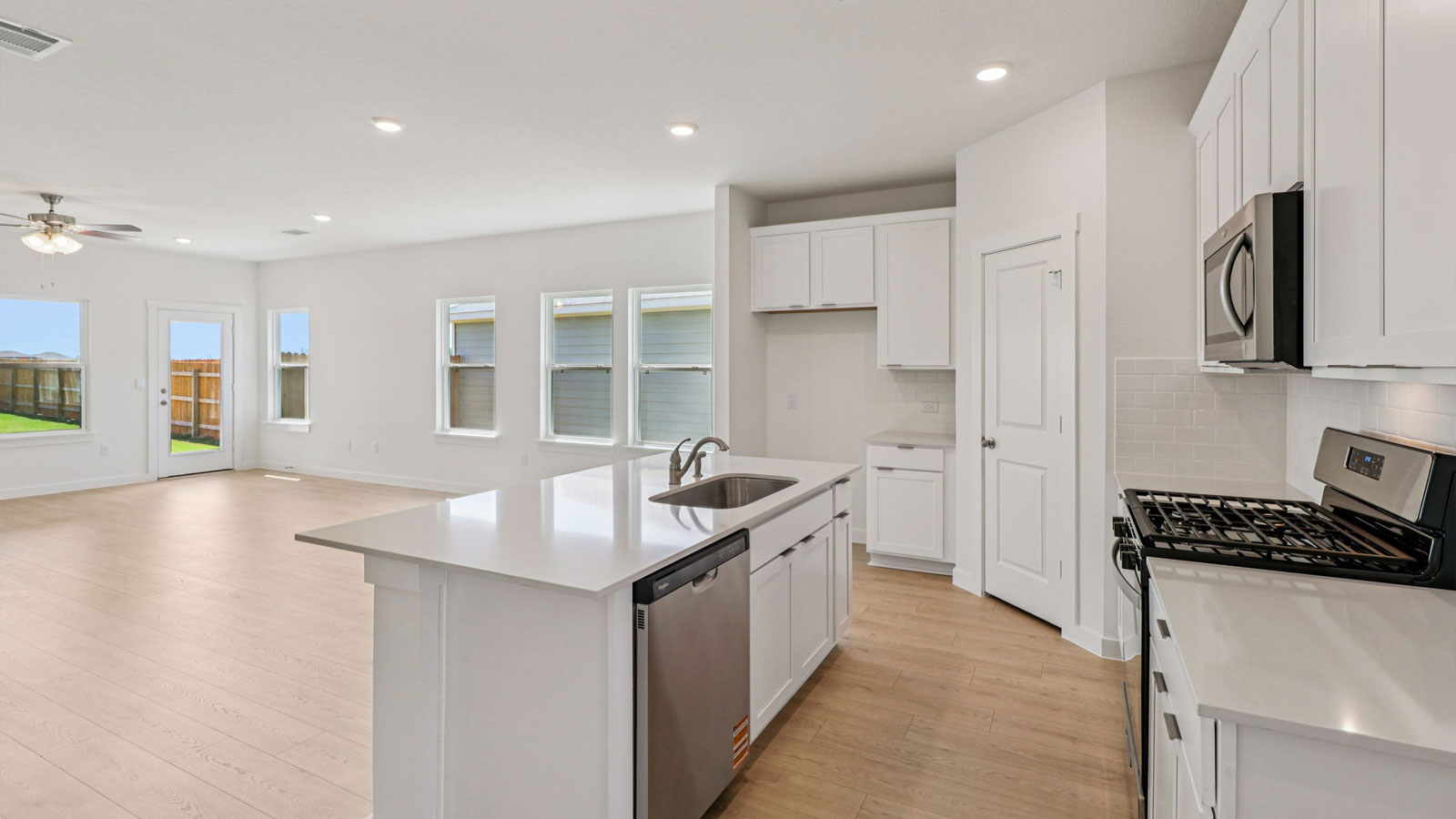 Open kitchen with island.