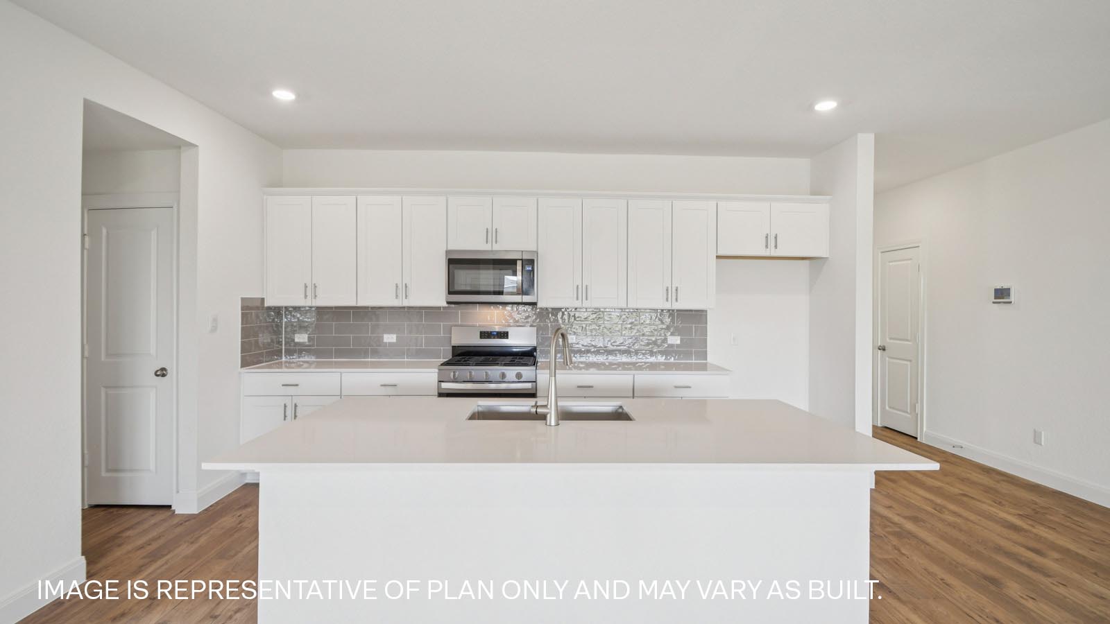 Open kitchen with island.