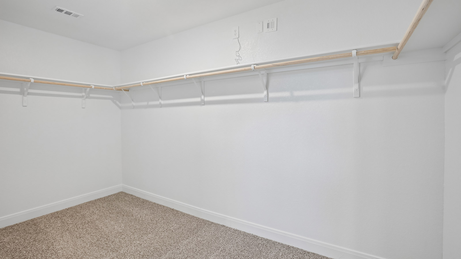 Fairfield Walk-in Closet