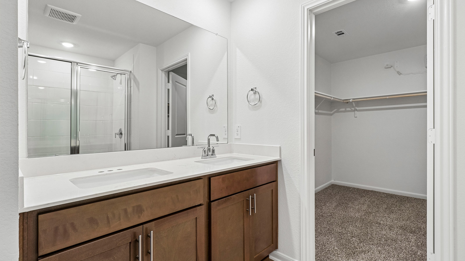 Caden En Suite Bathroom