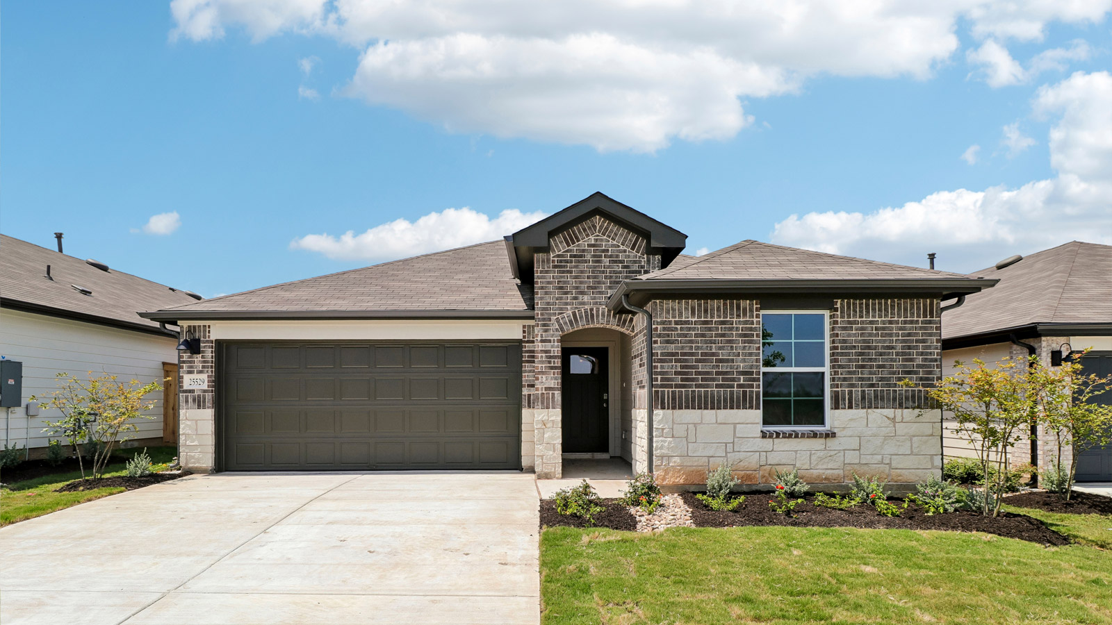 25529 Farmers Crop Ln exterior