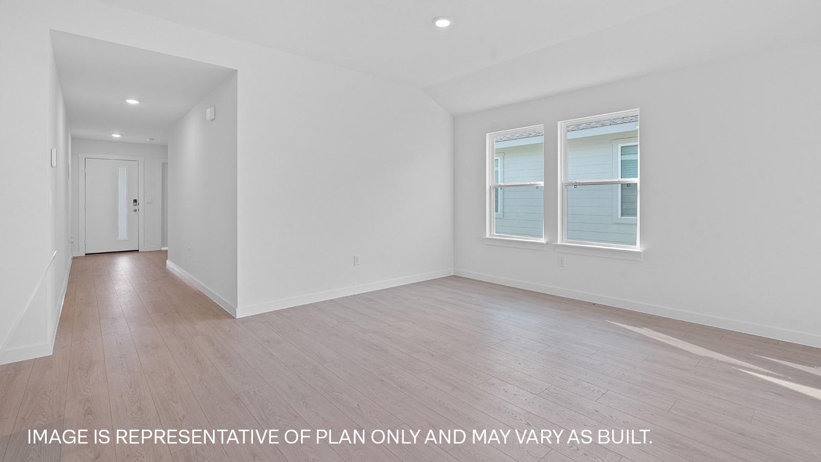 Spacious living room