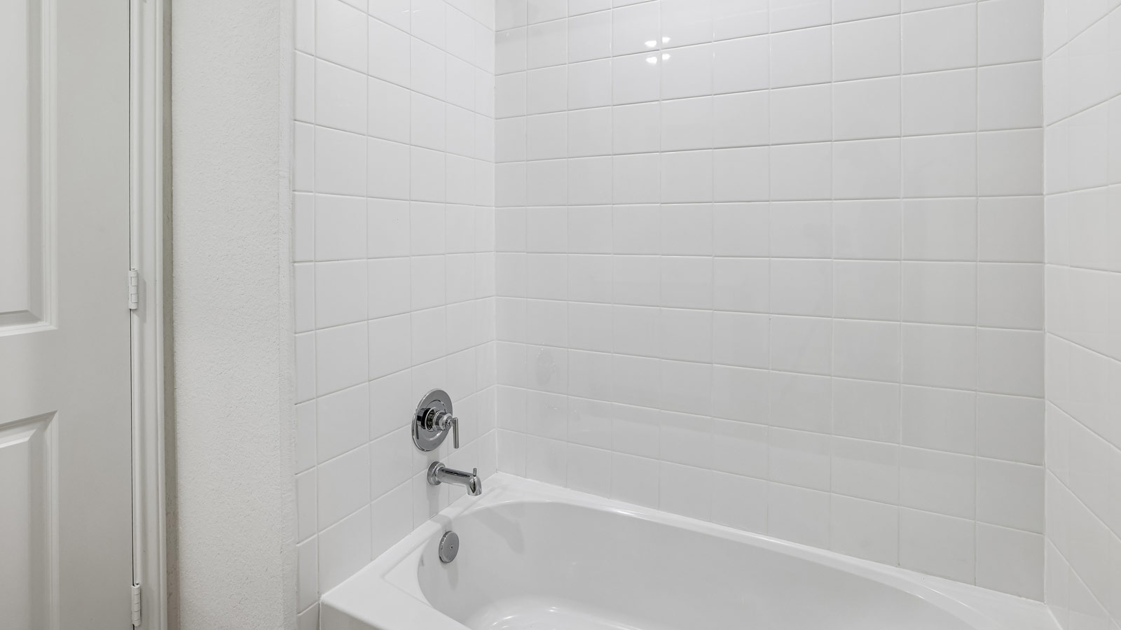 Easton Bathroom 2