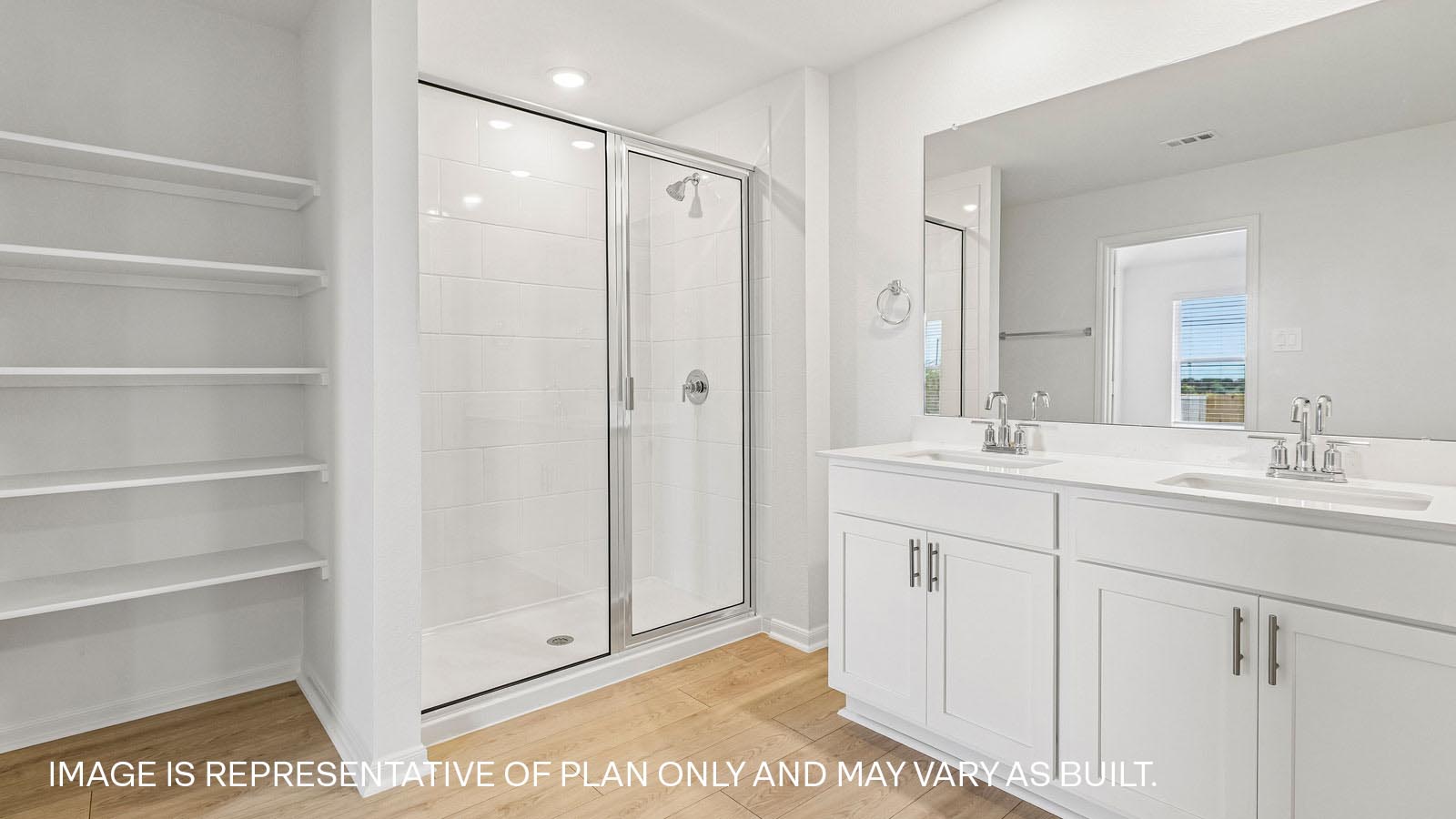 Gaven En Suite Bathroom
