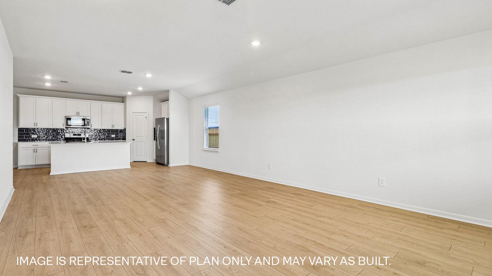 Gaven Open Livingroom with Backyard View