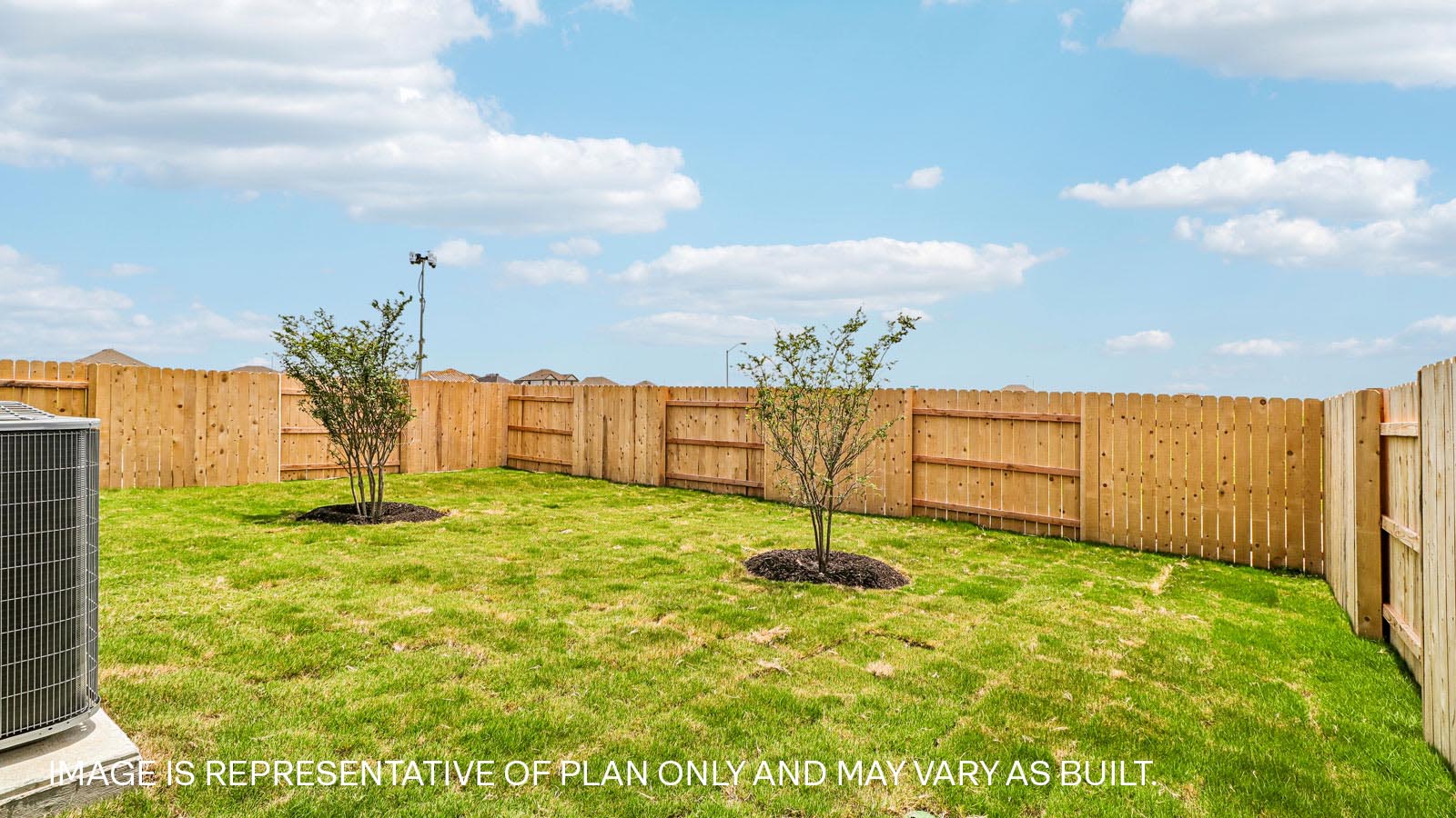 Gaven Spacious Backyard