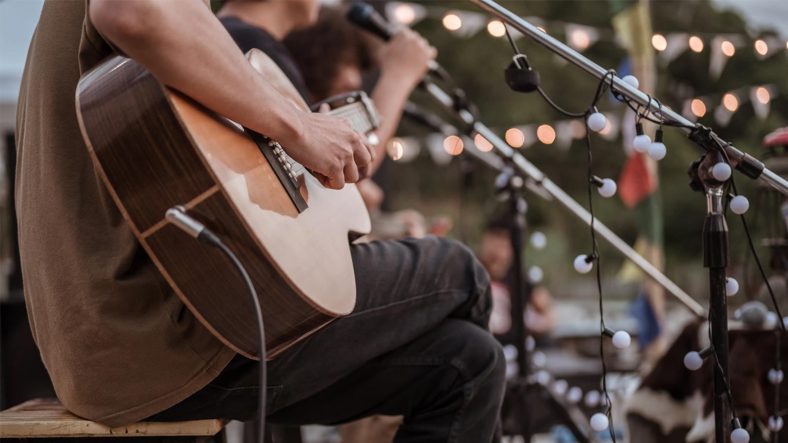 Lifestyle photo - guitar