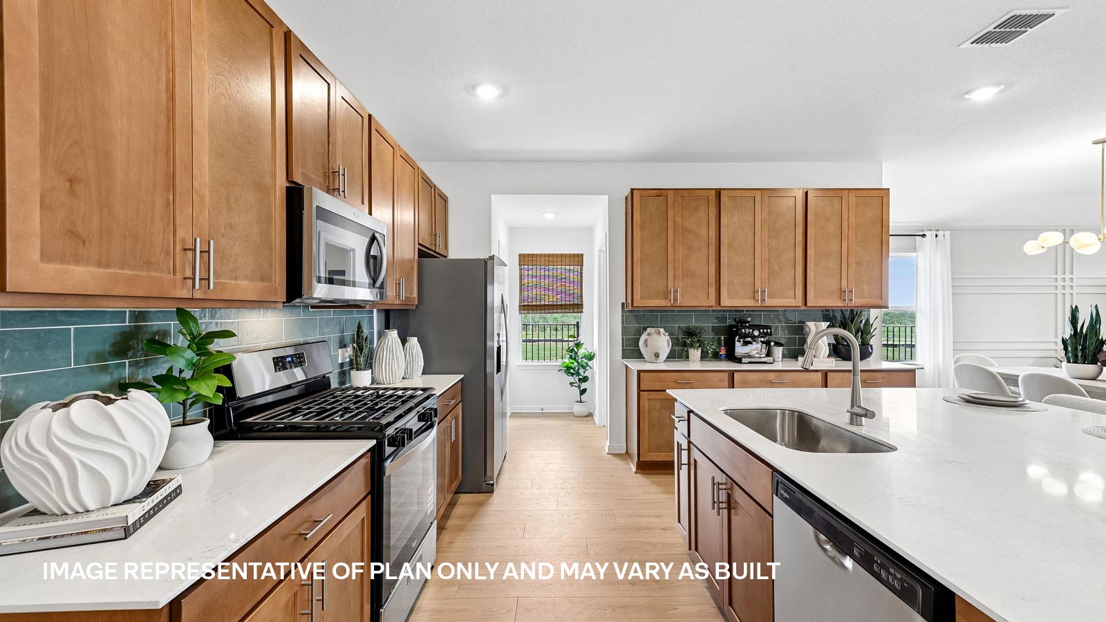 Kingston Spacious Kitchen with Large Island