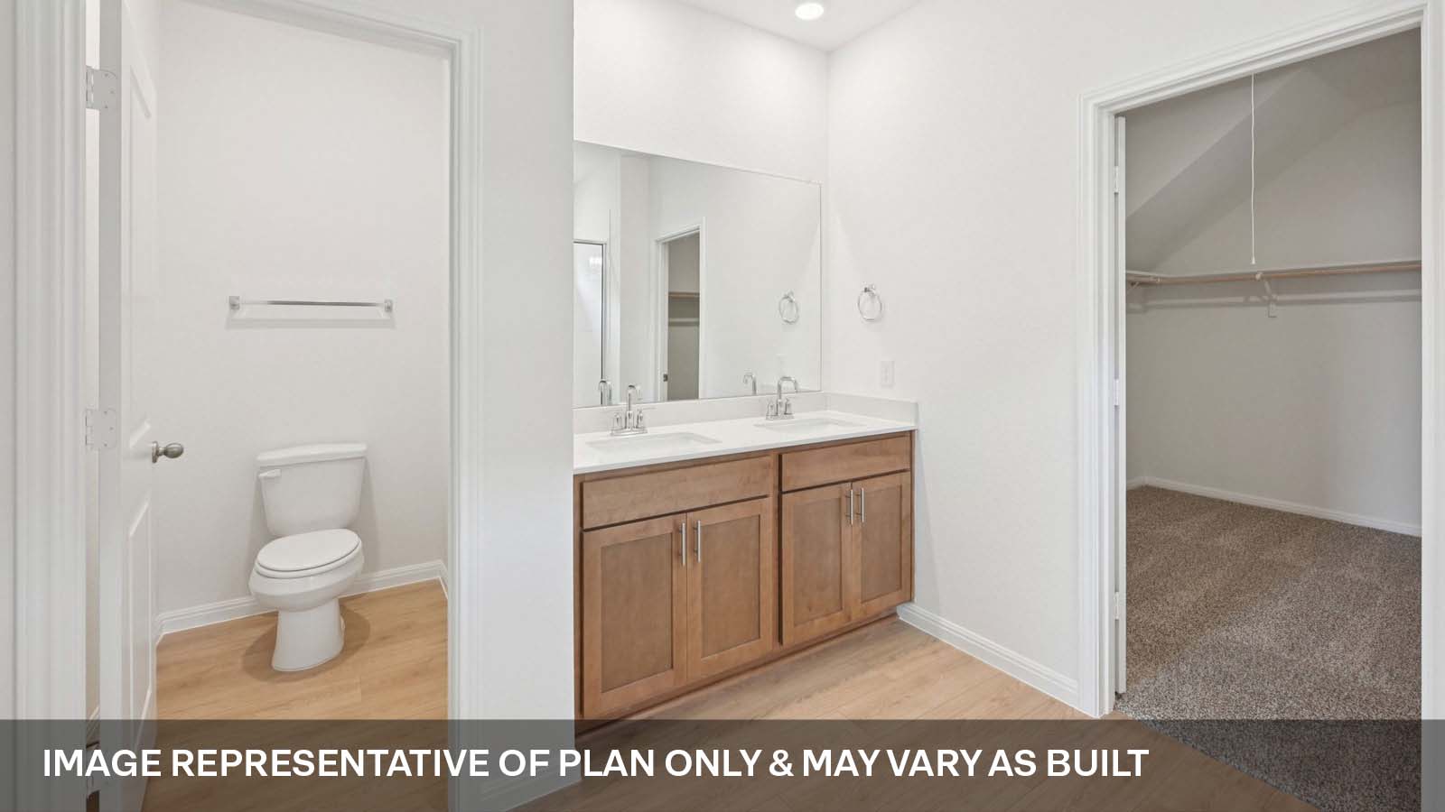Ozark En Suite Bathroom with Double Vanity