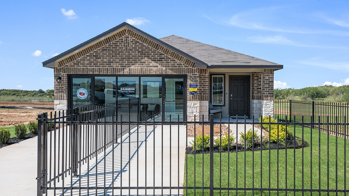 New Homes in Creekside Farms New Braunfels, TX Tradition Series