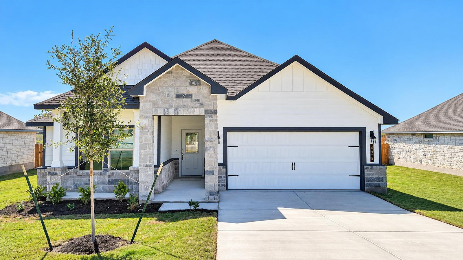 425 Creekfall Rd exterior