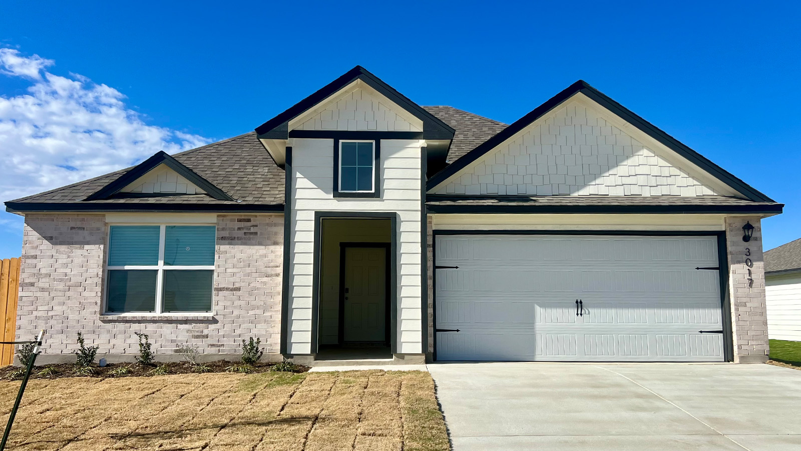 Kingston Front Exterior H Elevation with Brick.