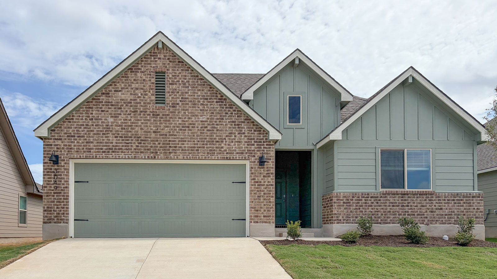3049 Creekside Hills Blvd exterior