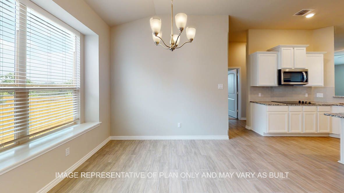 Sierra kitchen with breakfast nook.