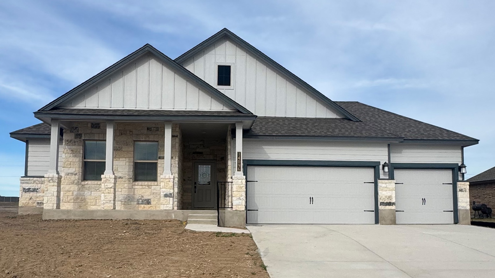 Newburgh Front Exterior H  Elevation 3 Car Garage.