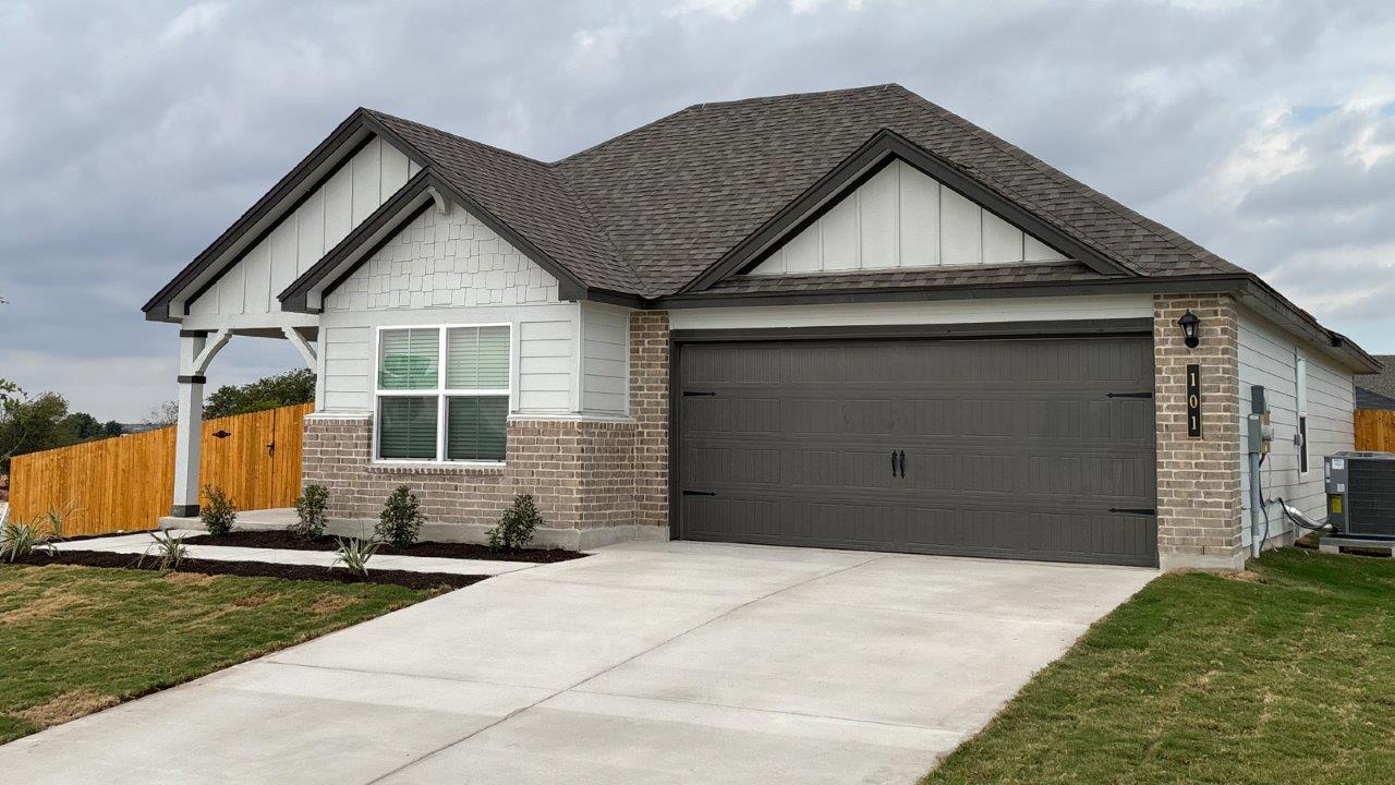 Camden Front Exterior H Elevation with Brick.