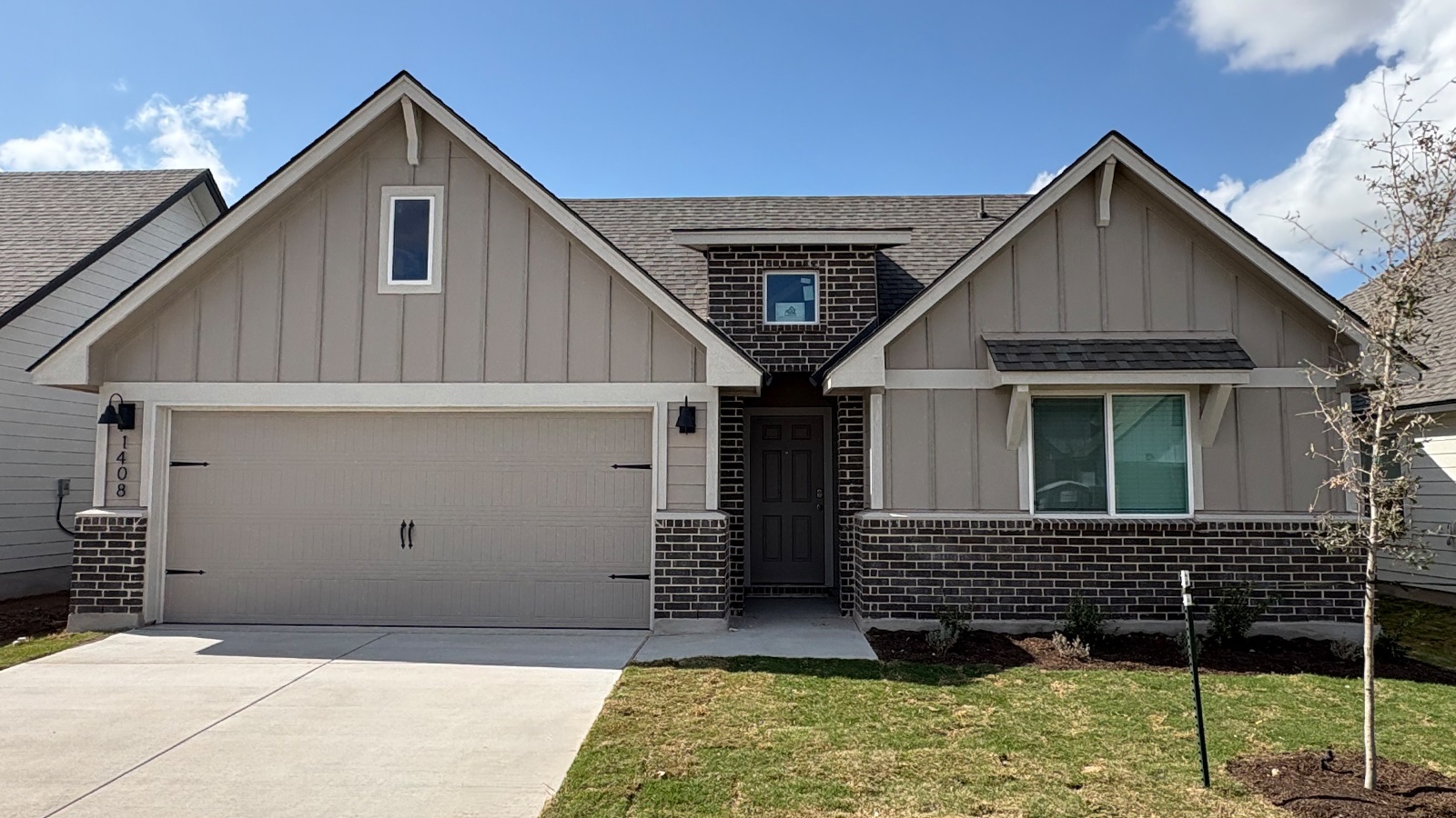 Texas Cali Front Exterior F Elevation with Brick.