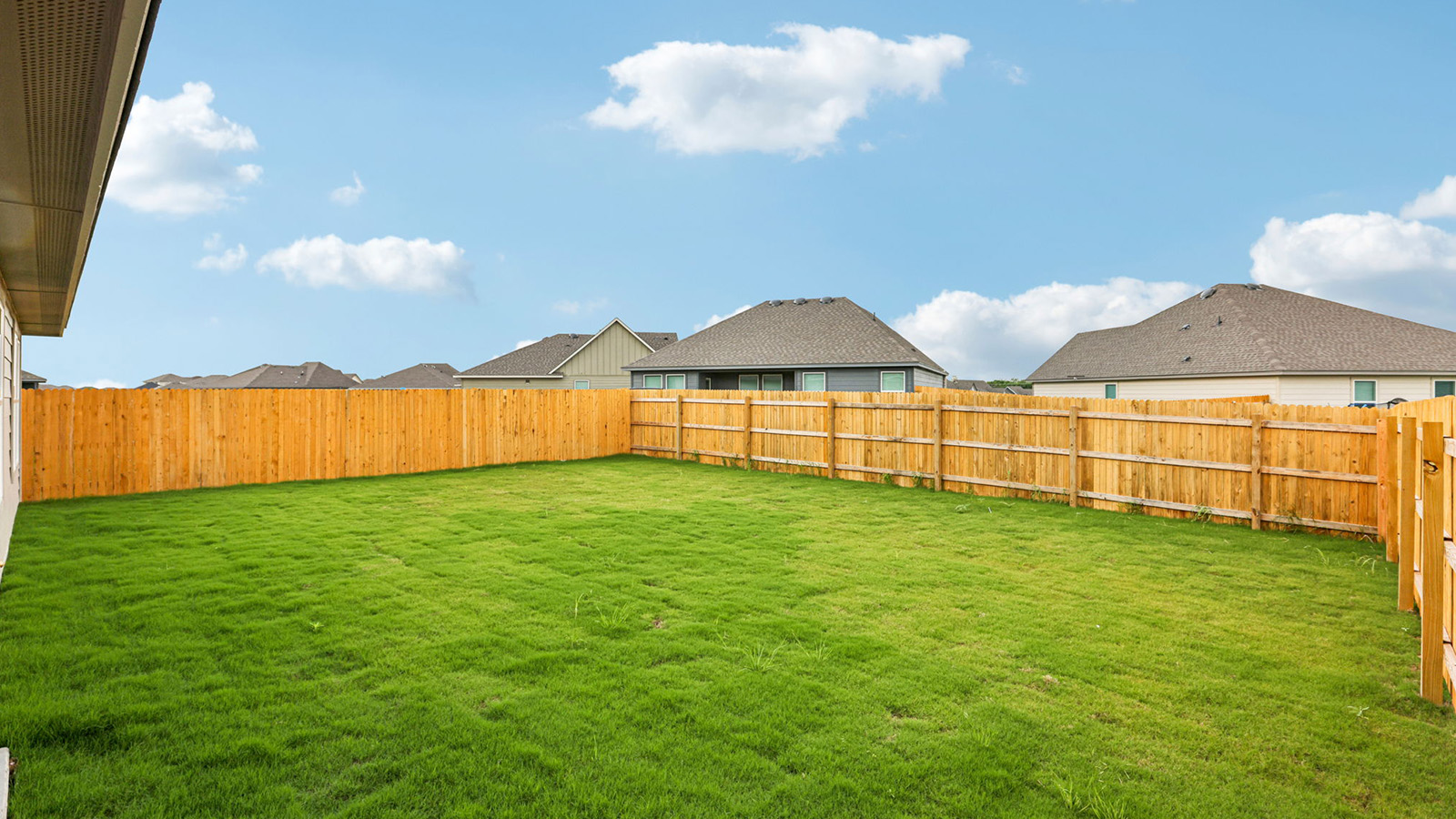 Texas Cali Rear Exterior F Elevation with Brick.