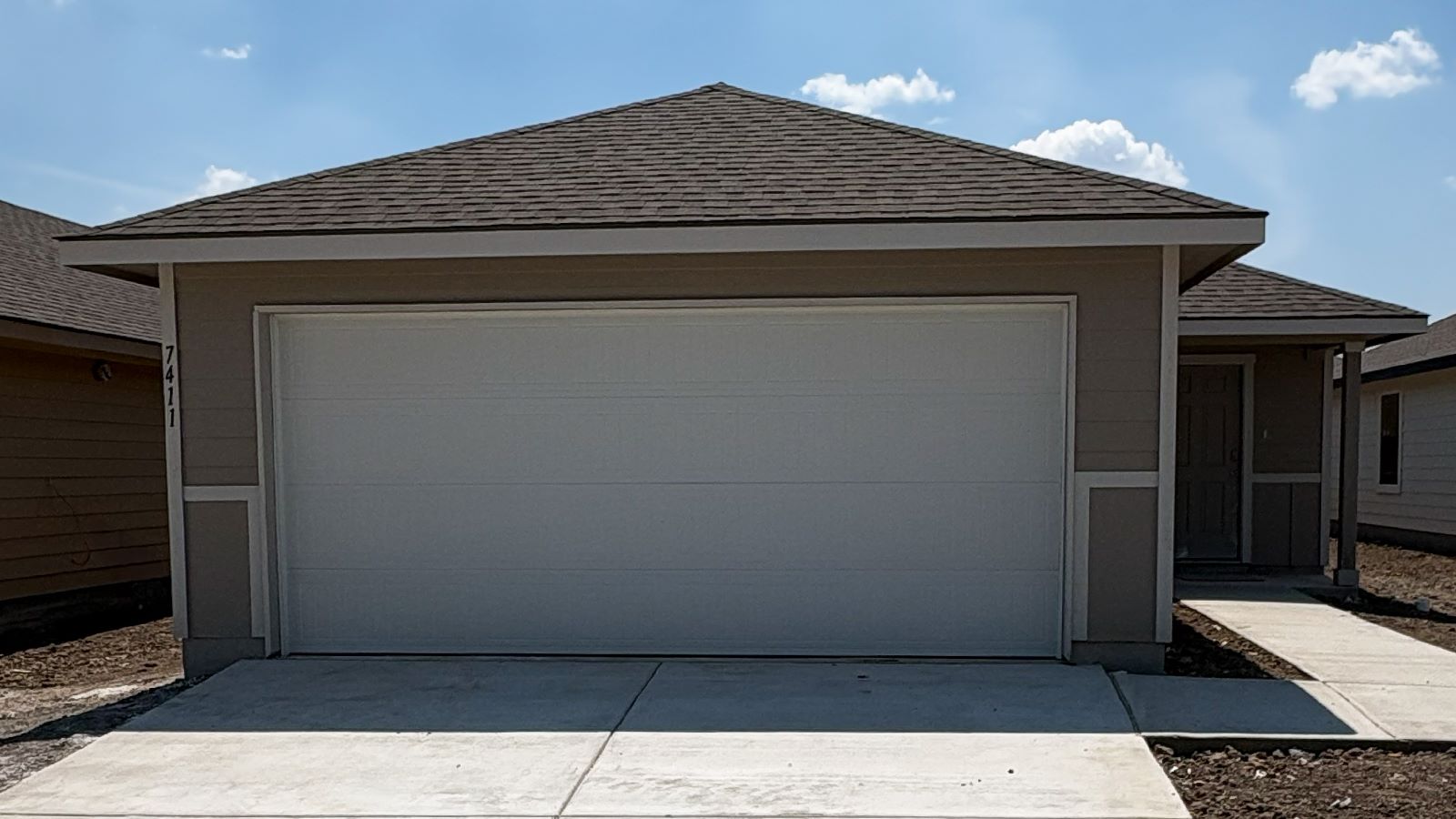 7411 Ducket Creek Drive exterior