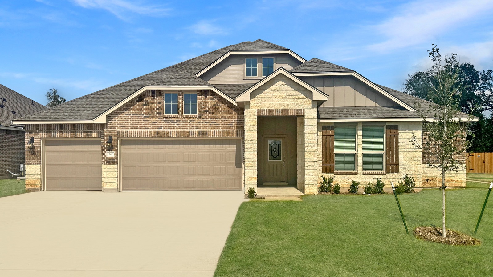 Saddle Creek front exterior of the 10812 Granada Dr.