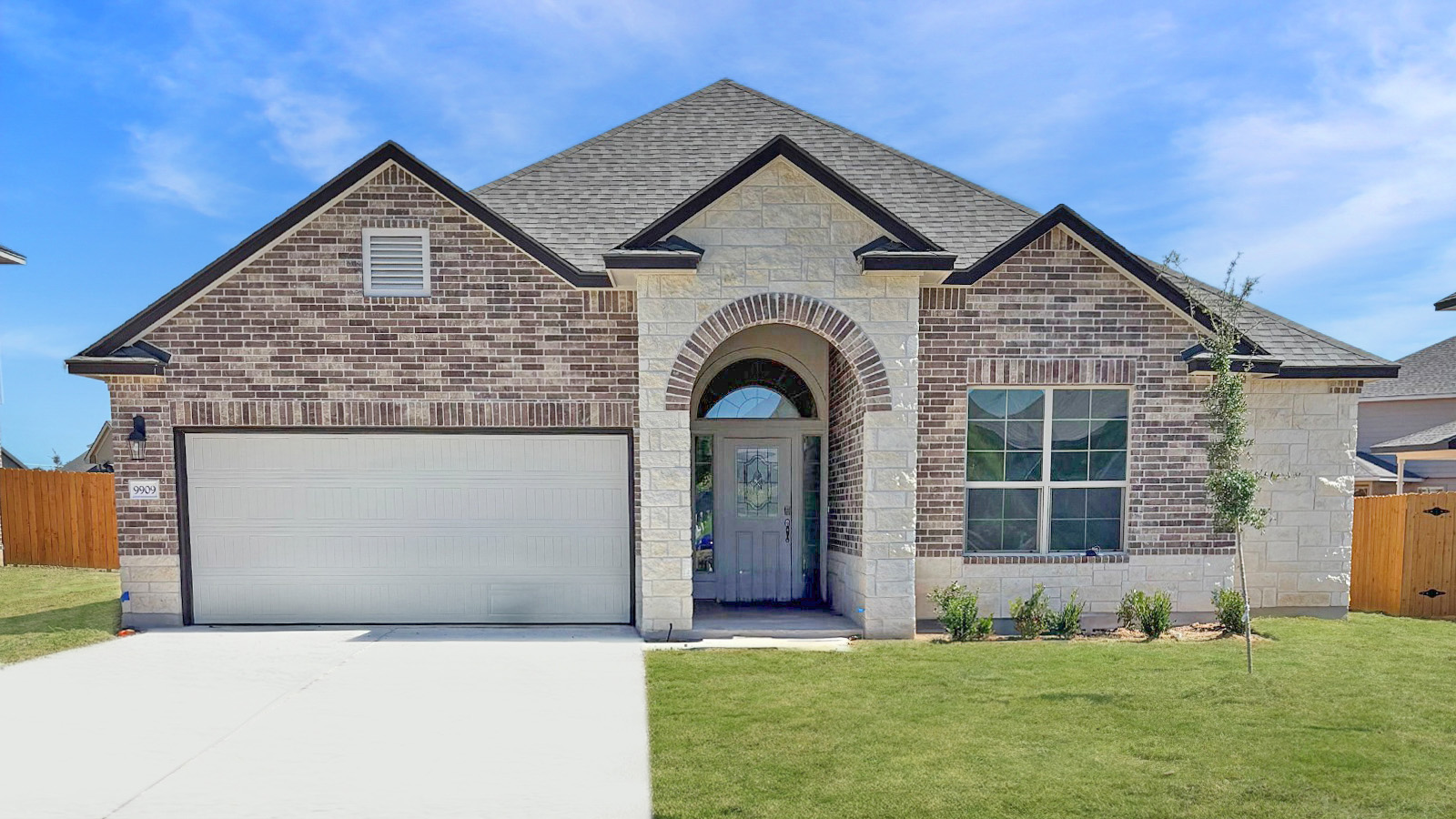 Saddle Creek front exterior of the 9909 Ridings Dr.