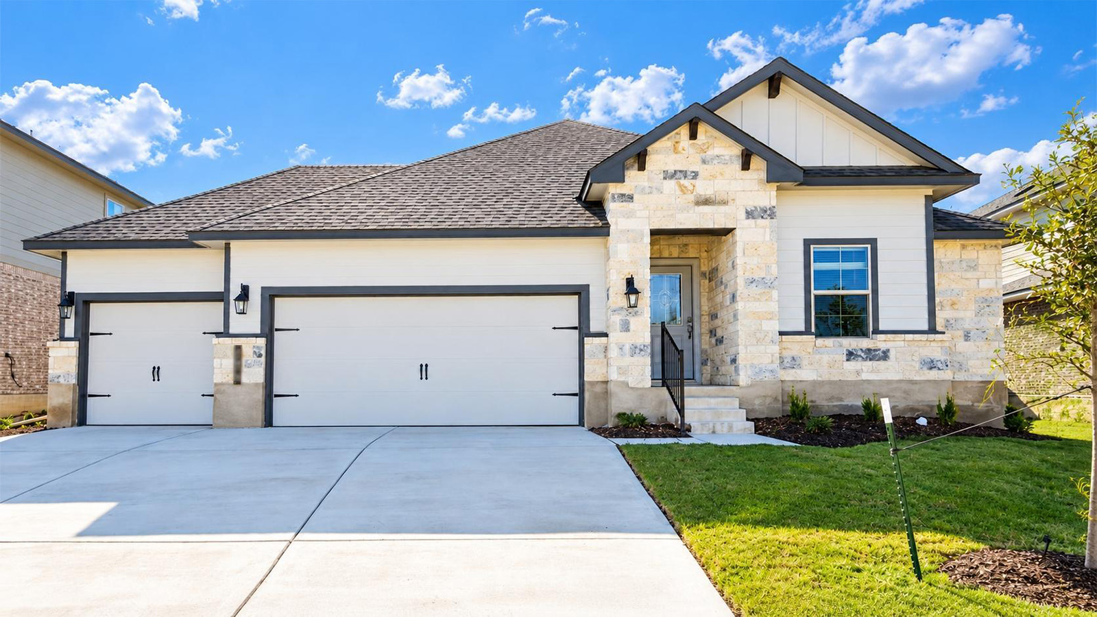 217 Dora Drive exterior