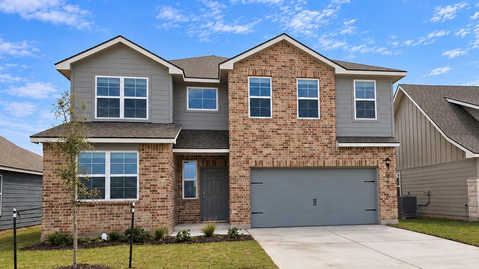 588 Hector Loop exterior
