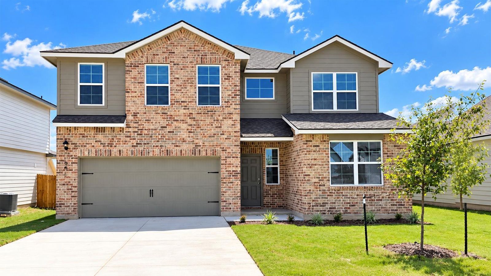 556 Hector Loop exterior