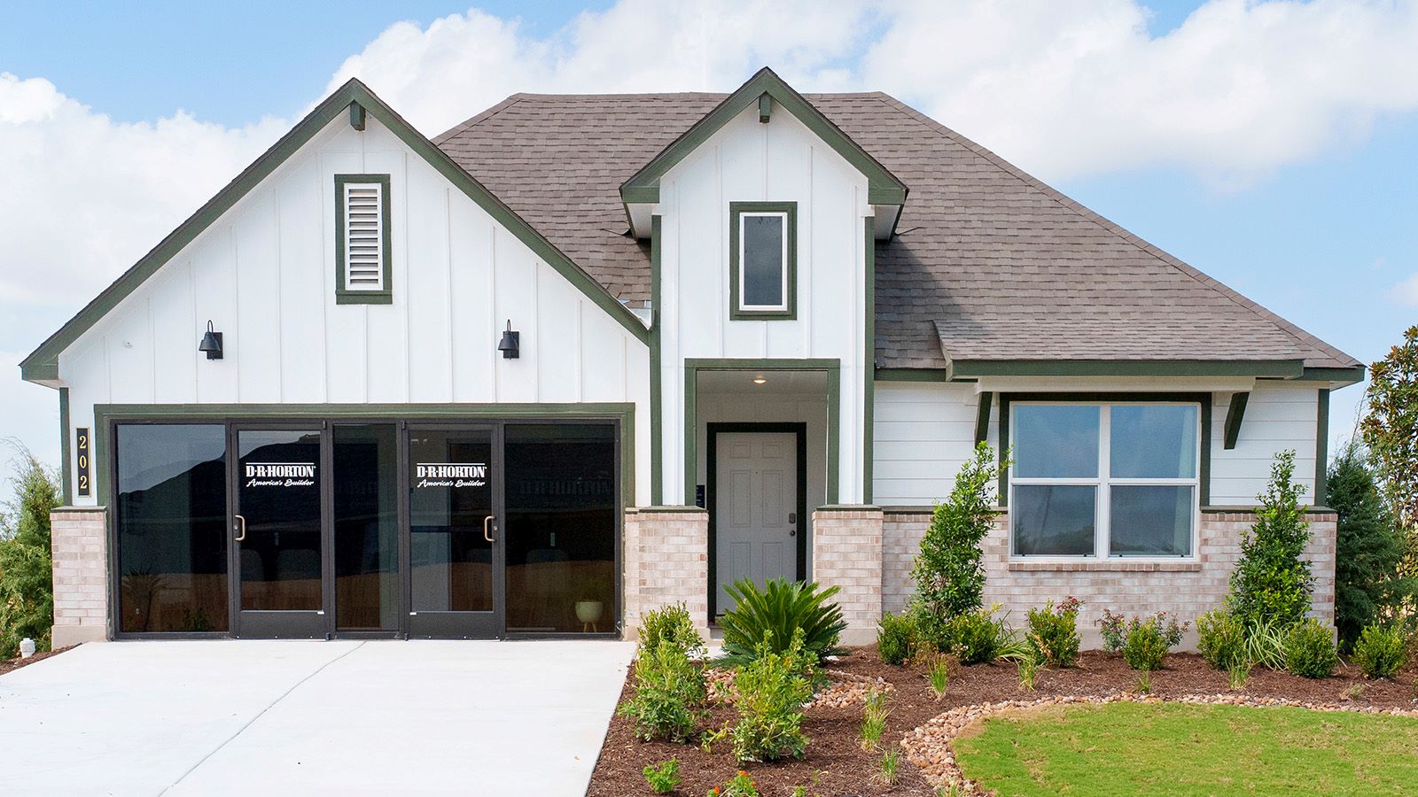 Wildwood Model Front Exterior Kingston G Elevation with Brick.