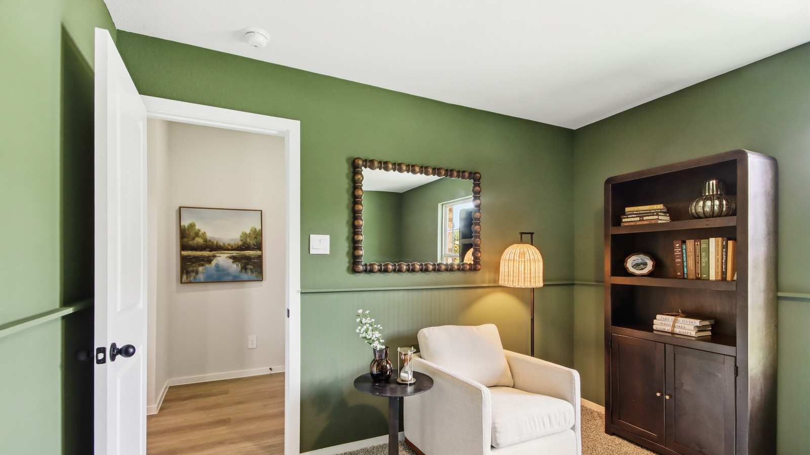 Study with stylish vinyl flooring