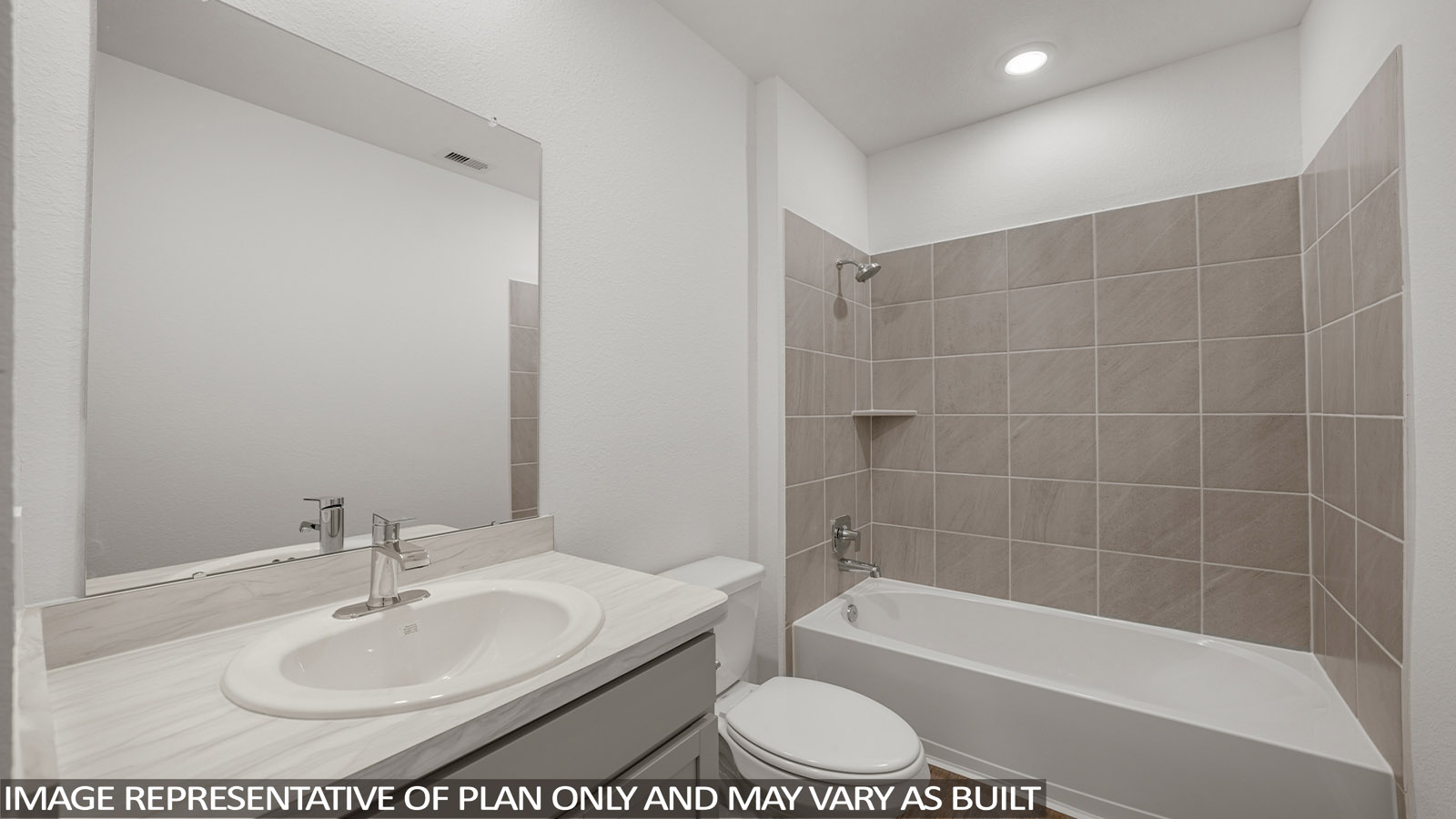 Secondary bathroom with tub/shower combo