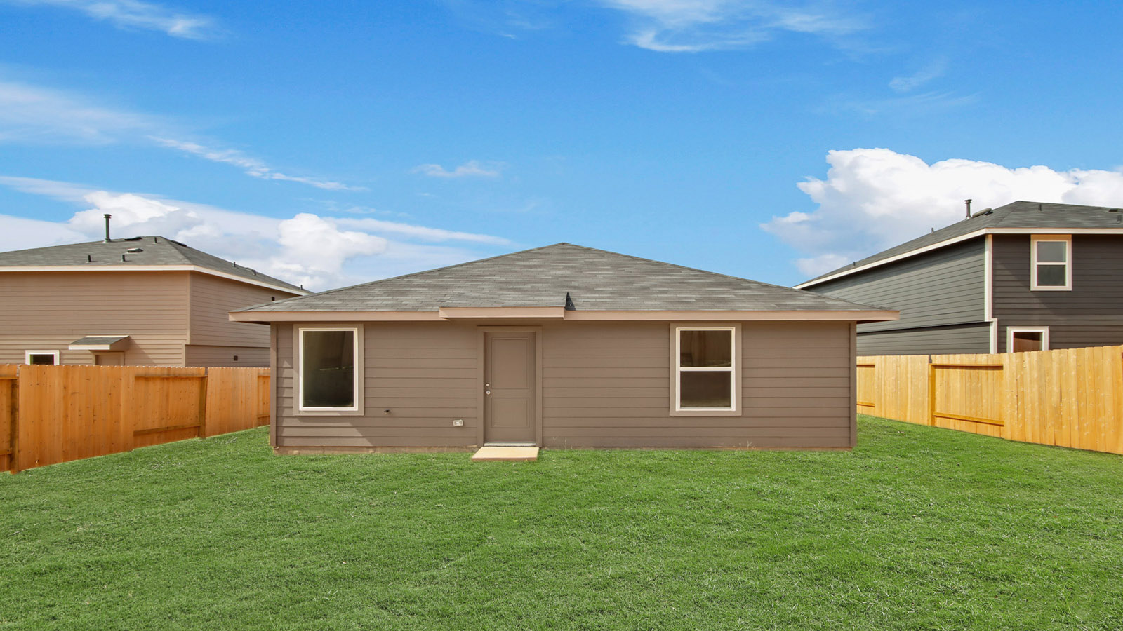 onstory home with siding and stone