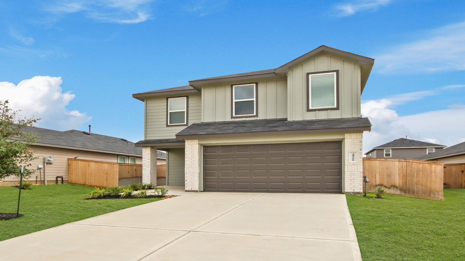 40966 Seasoned Oak Lane