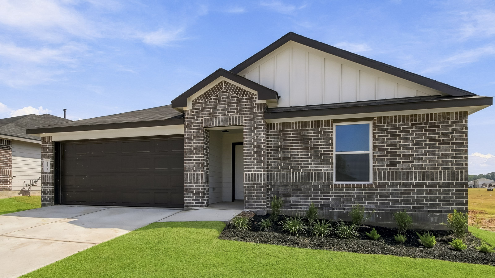 Mill Creek Model Open 7 days a week 14706 Clover Summit Court, Magnolia, TX 77354 1-2 story home, 3,4,5,6 bed homes with 1,2,3 baths.