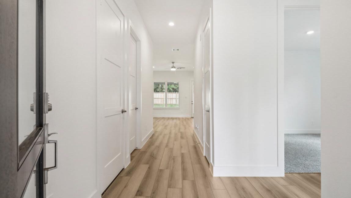 entryway with vinyl flooring