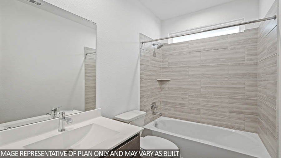 Secondary bathroom with tub/shower combo