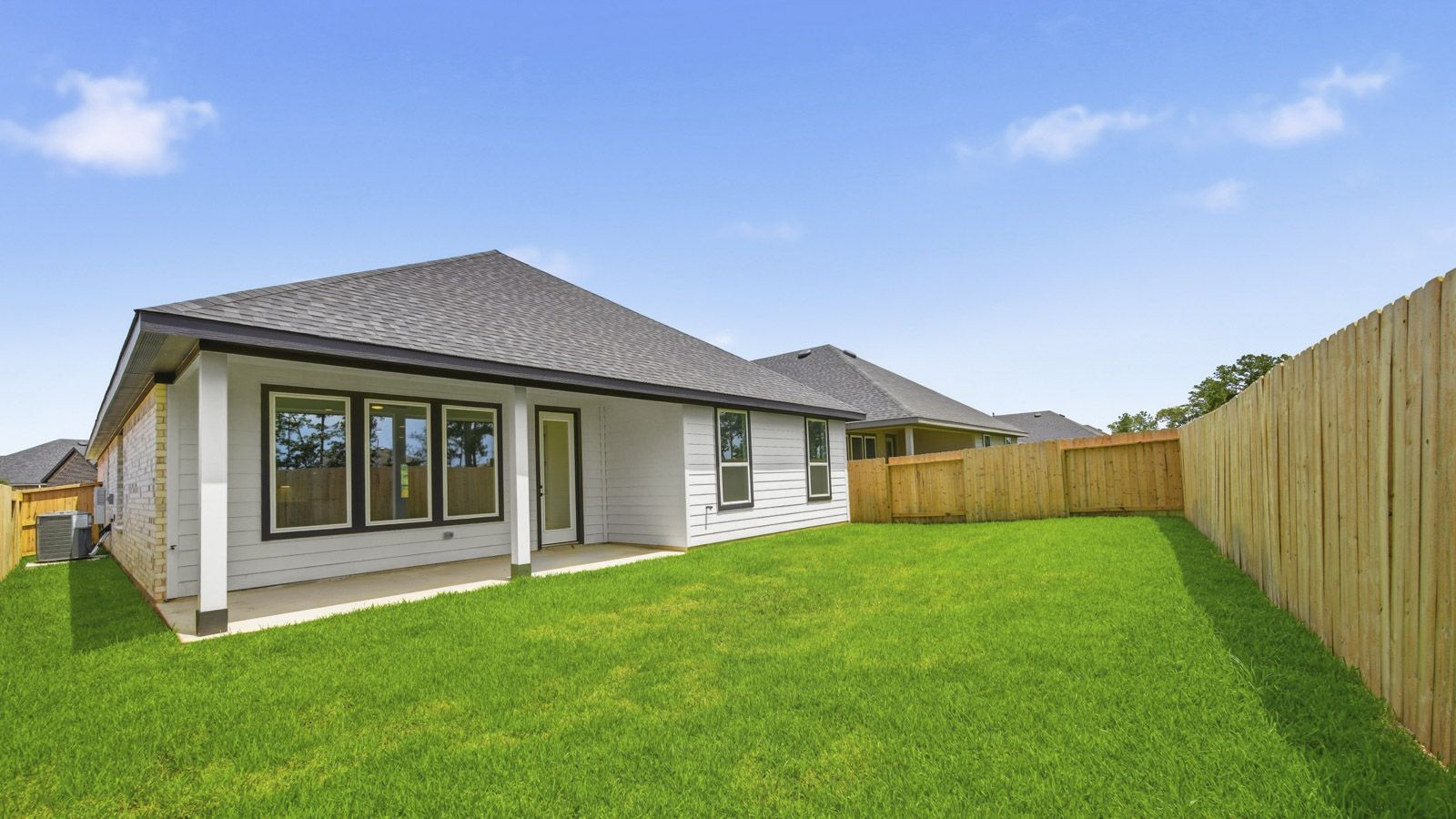 1-2 story home, 3,4,5,6 bed homes with 1,2,3 baths.