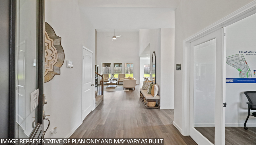 Entry hallway with vinyl flooring