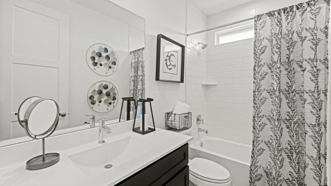 Hills of Westlake new construction home open 7 days a week 602 Paisley Harbor Court Conroe TX 1-2 story home, 3,4,5,6 bed homes with 1,2,3 baths.