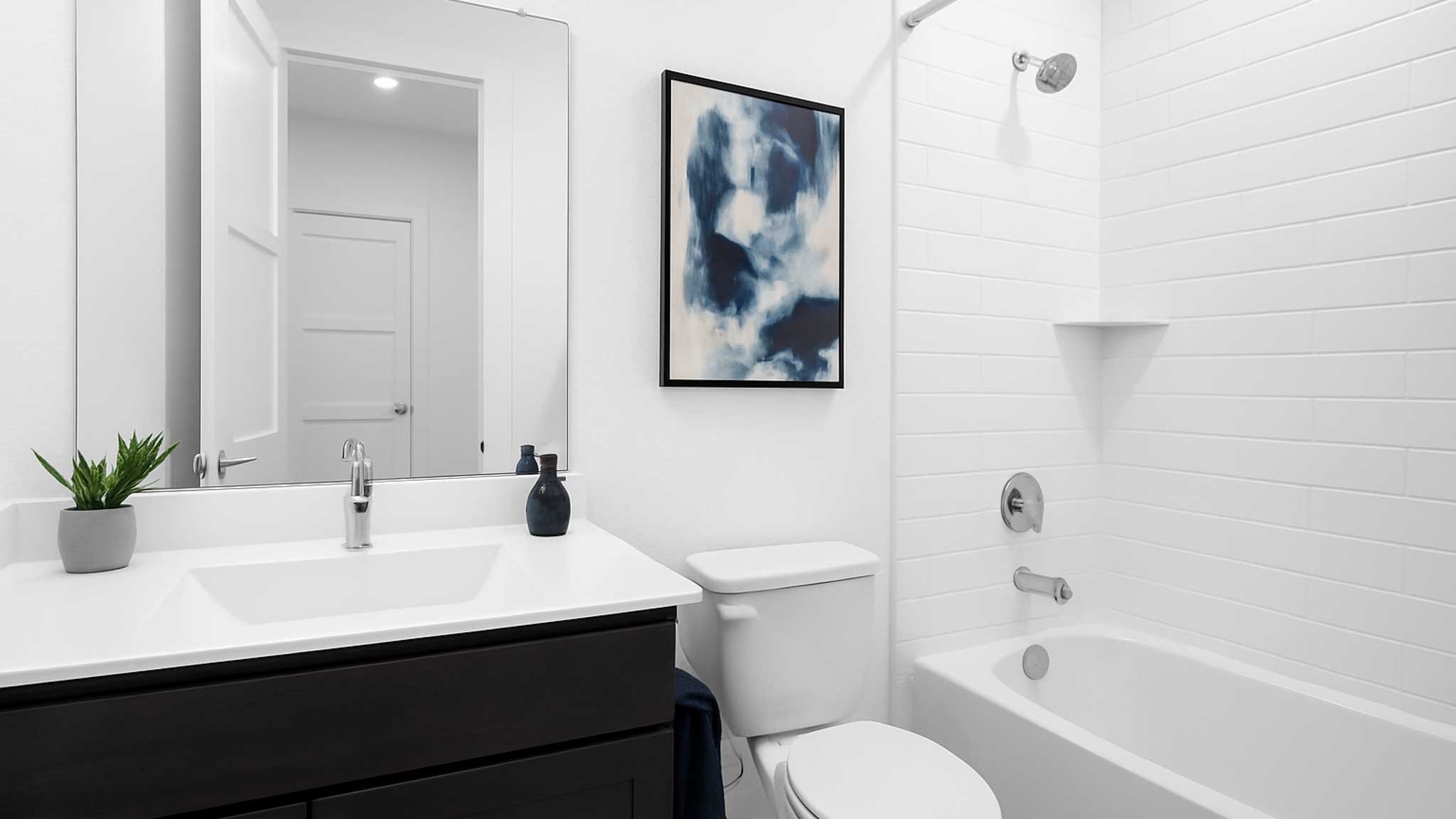 Secondary bathroom with tub/shower combo