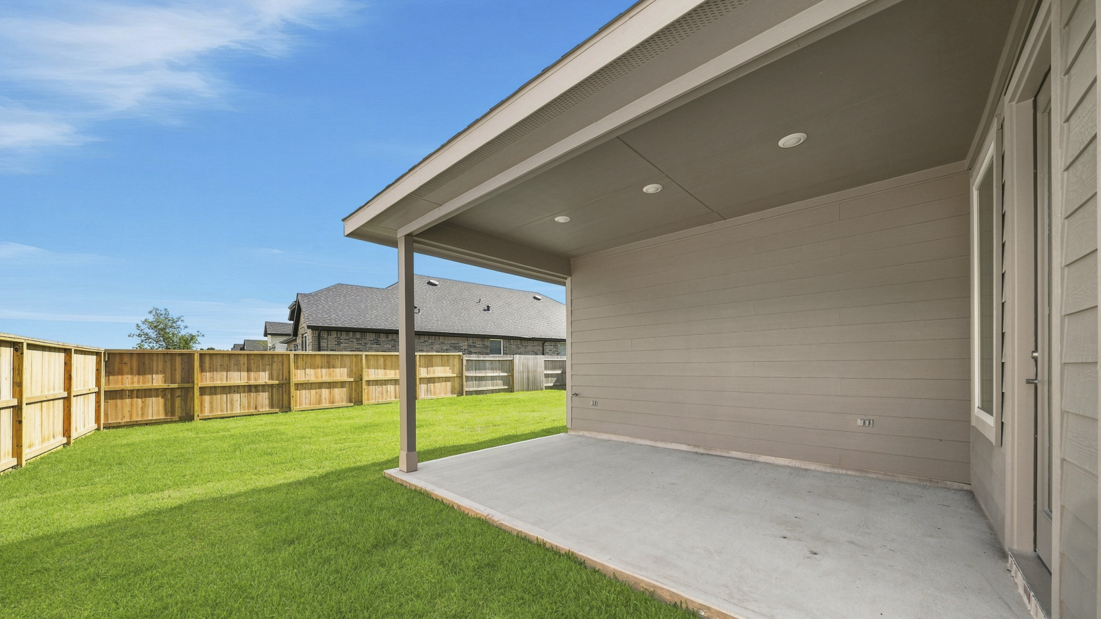 607 Paisley Harbor Court