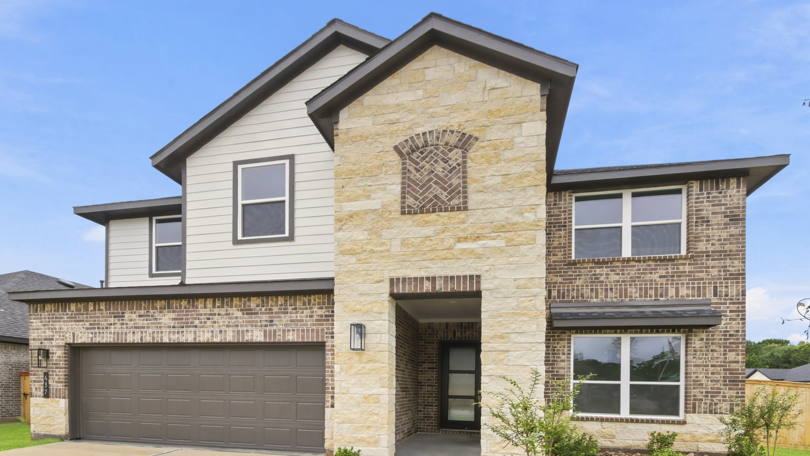 437 Summerset Landing Court