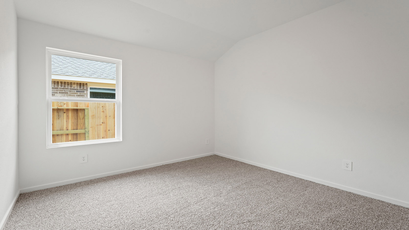 bedroom with carpet flooring